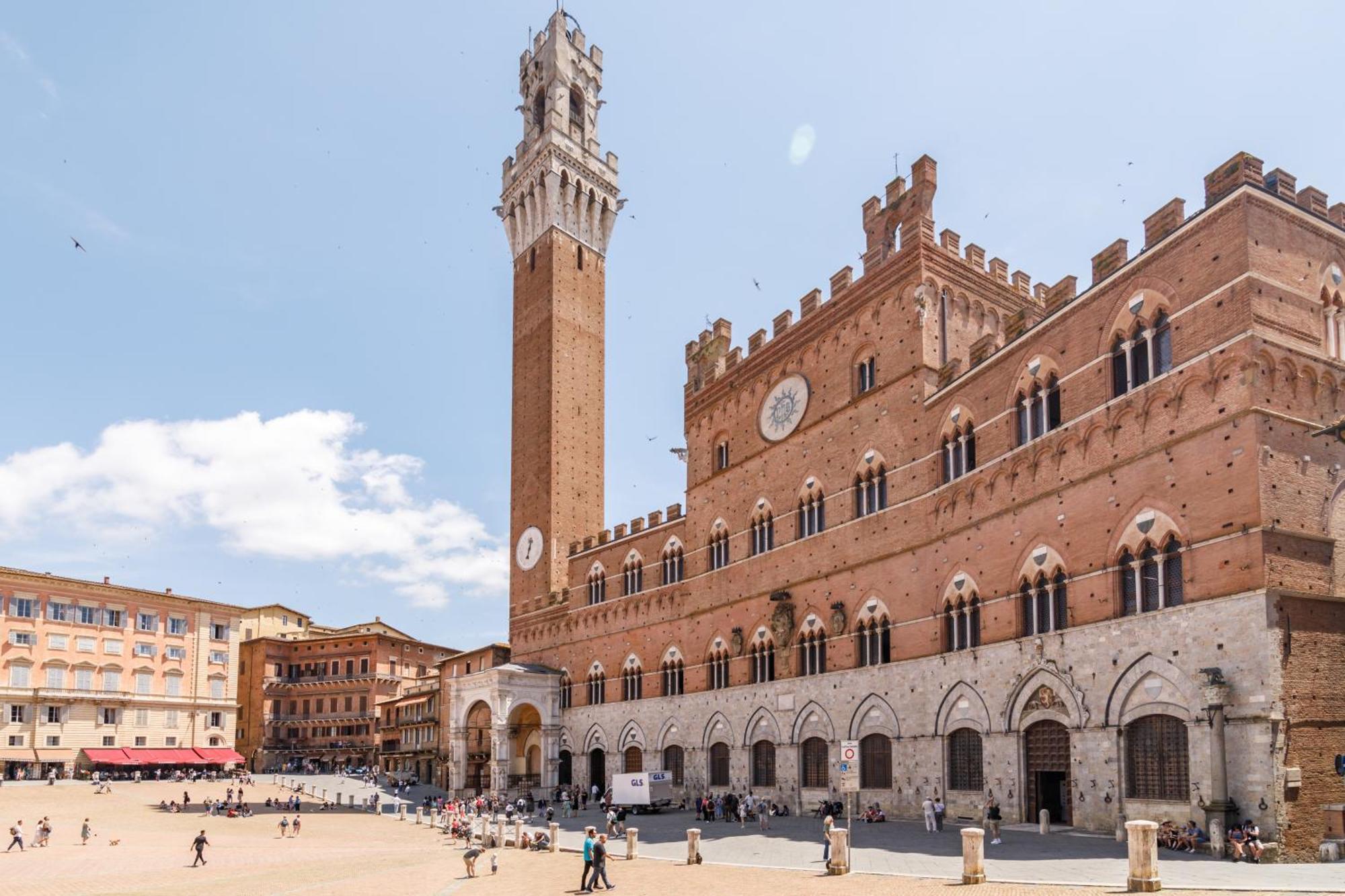 Charme Centro Storico Apartamento Siena Exterior foto