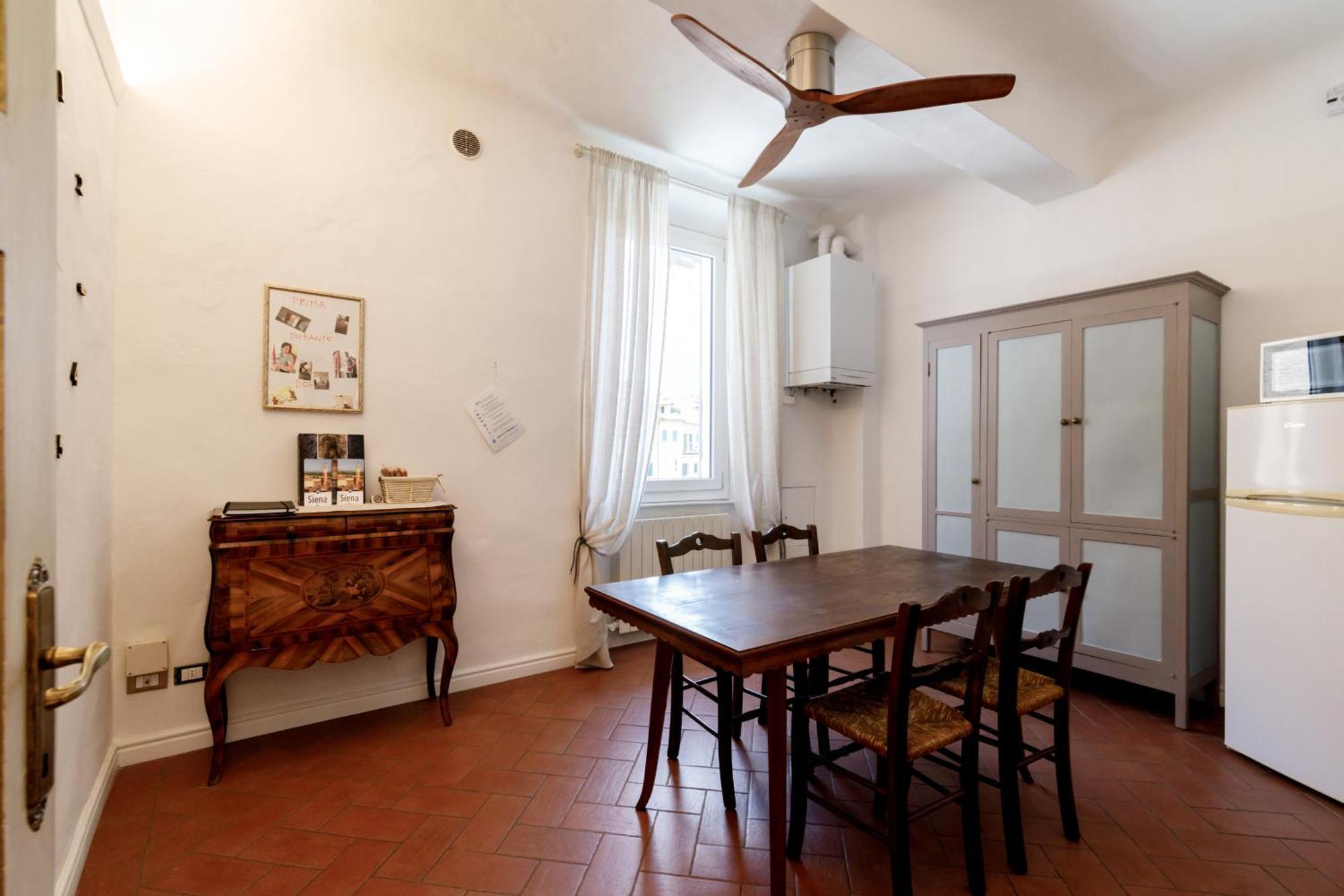 Charme Centro Storico Apartamento Siena Exterior foto